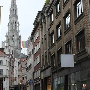 https://marc-bb.brusselshotelsbook.com